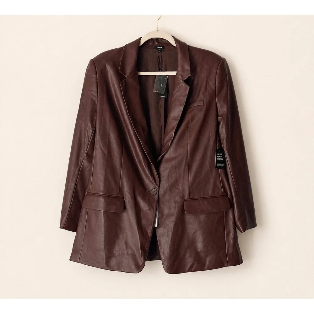 Express Burgundy Faux Leather Blazer & High Rise Shorts Suit Set Size XL / 16 - Picture 2 of 13